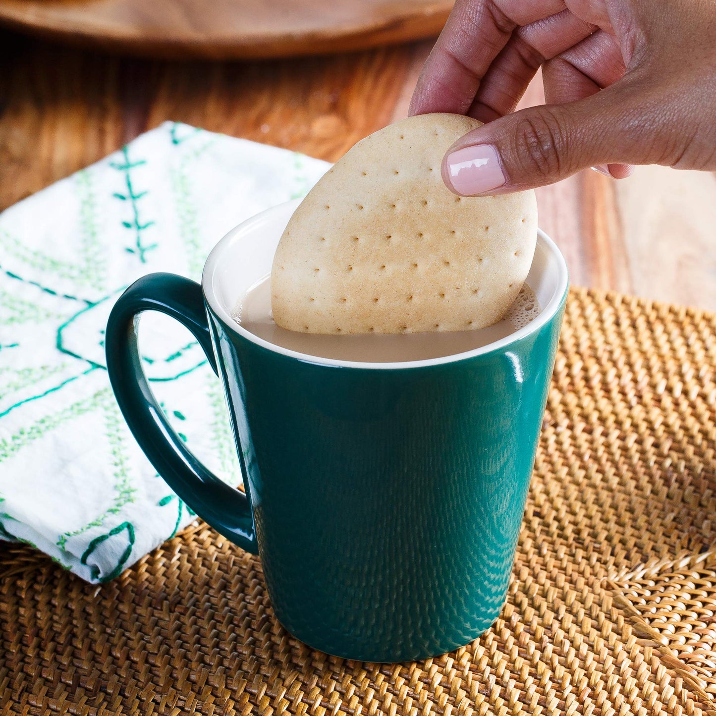 Cafe La Llave Dark Roast Ground Espresso Coffee, 8.8 oz Brick (Pack of 12) – Bold Cuban-Style Blend for Moka Pot, Espresso, or Drip – Strong, Rich Flavor